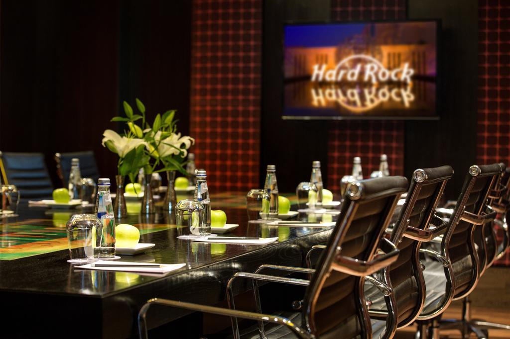 ハード ロック ホテル ゴア カラングート エクステリア 写真 The Rock Shop